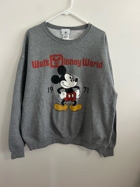 Disney Walt Disney World Sweatshirt With Mickey 1971 Logo Gray Crewneck Sz XL